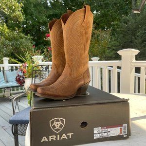 NIB Ariat Lively Western Boot - Old West Brown